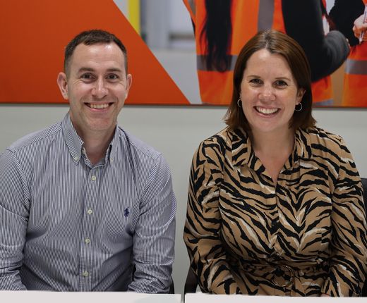 <h1><span class="heading--1">Learn more about Posthub and meet the management team.</span></h1>
